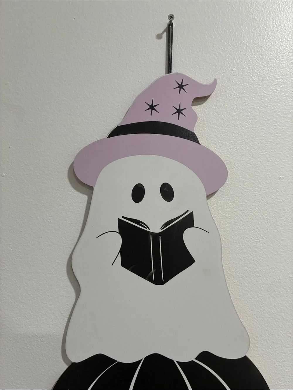 NWT- 34”- HEY BOO- Ghost & Jack-o-lantern Pumpkin Stack Wooden Halloween Sign